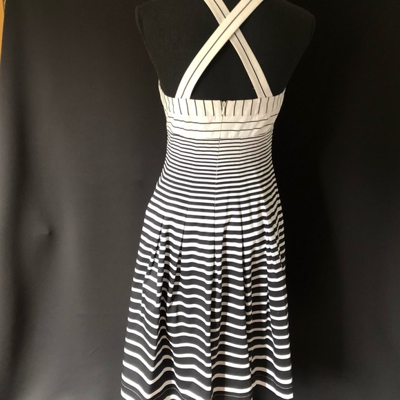 Evan-Picone Dress Fitted Bodice Cross Straps Size 4 - Picture 5 of 6